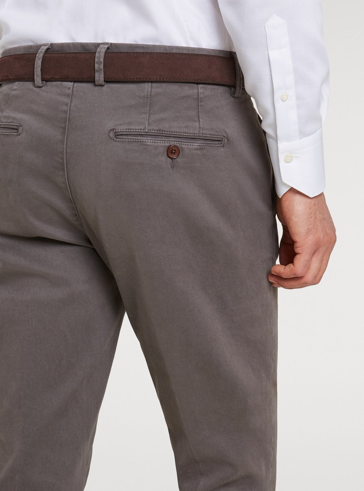 Cotton chinos with American pockets