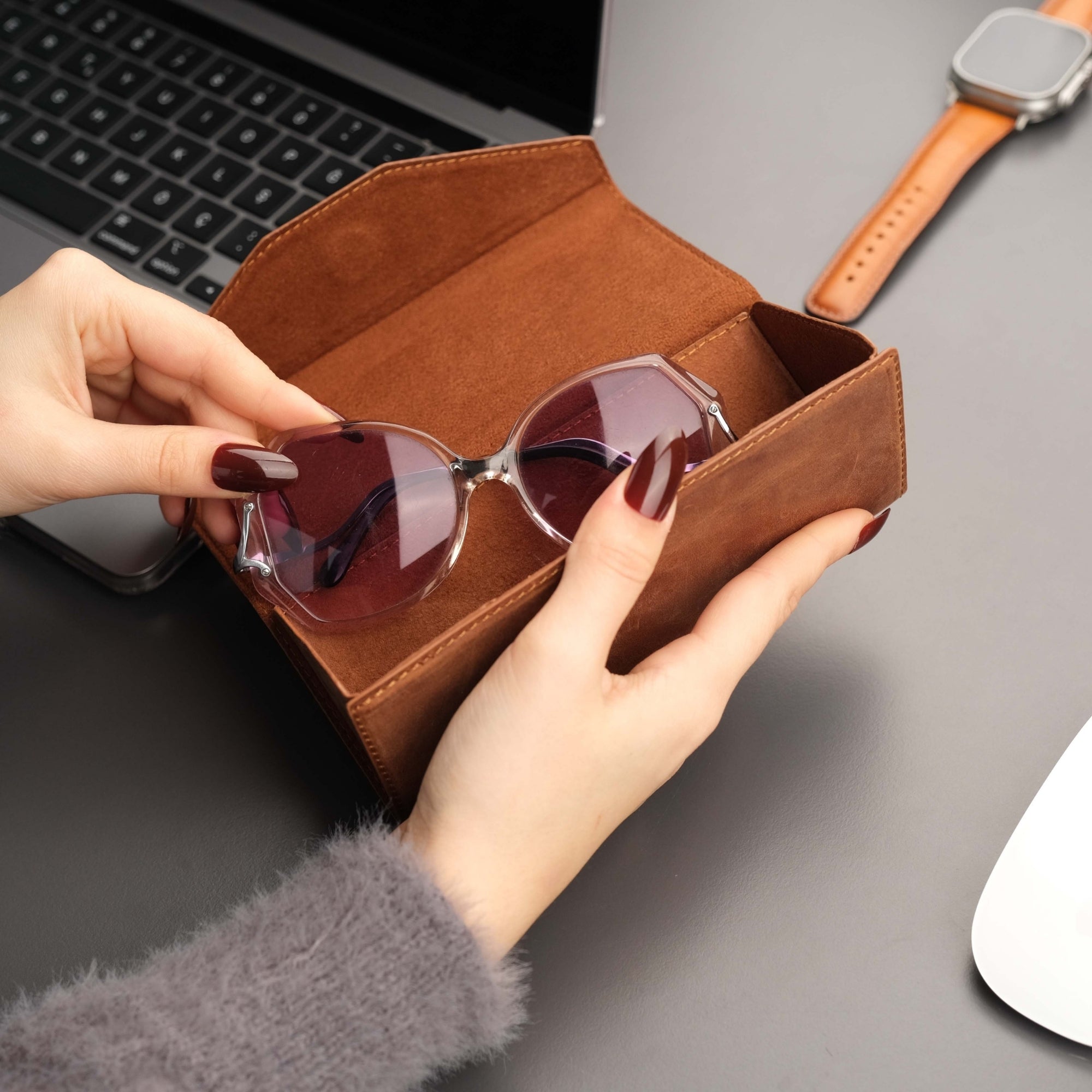 Triangle Leather Glasses Case - Vintage Eyewear Holder