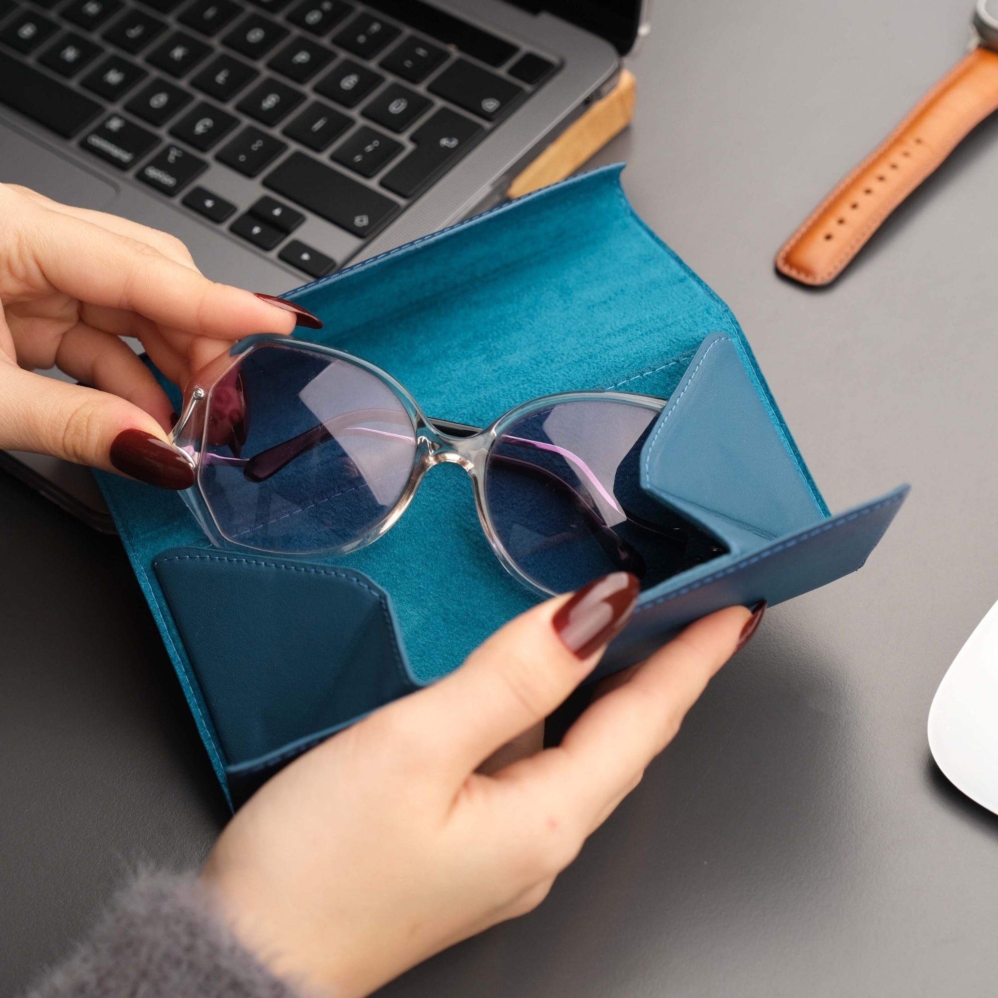 Triangle Leather Glasses Case - Vintage Eyewear Holder